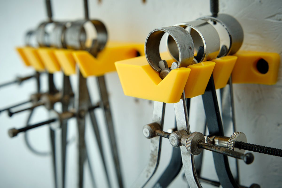 Spring Caliper Wall Mount
